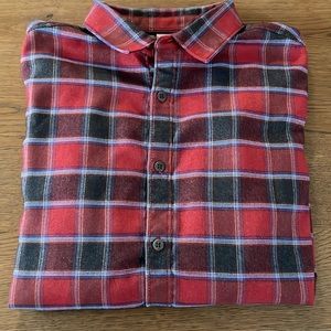 L The North Face Plaid Long Sleeve button down shirt (like new) Red/Blue/White